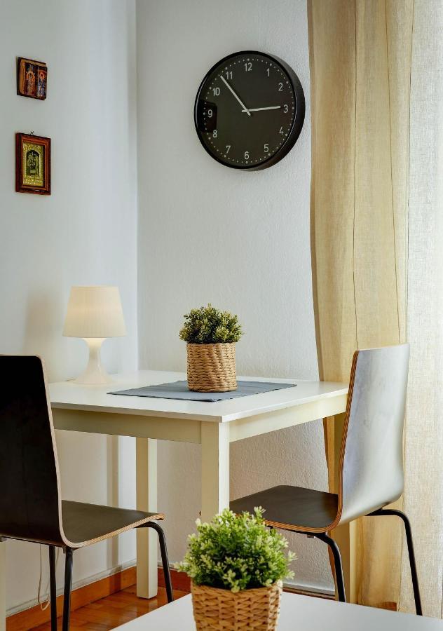Sunny All Day Apartment Near Athens City Center Atenas Exterior foto
