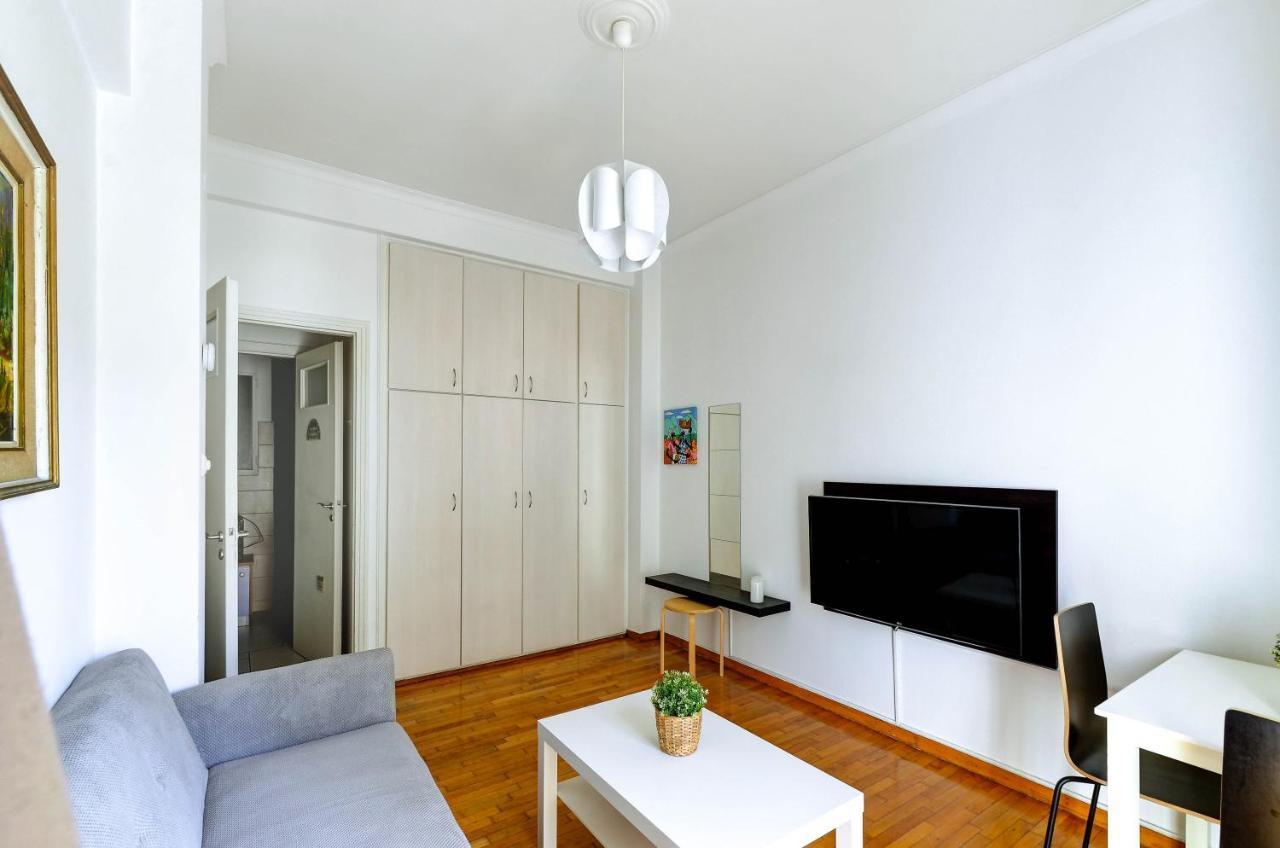 Sunny All Day Apartment Near Athens City Center Atenas Exterior foto